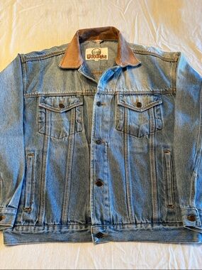 VTG Woodlake Trucker/Chore Denim Jacket w/Leather Collar , L , $42